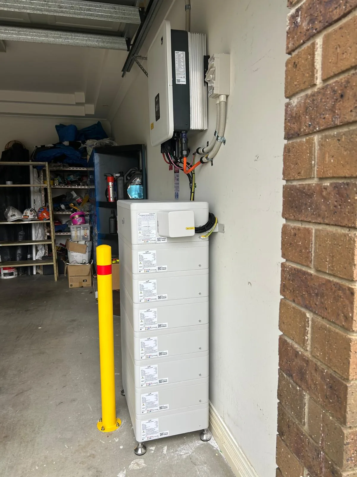 37 kWh FoxESS battery storage with 9.5 kW solar PV